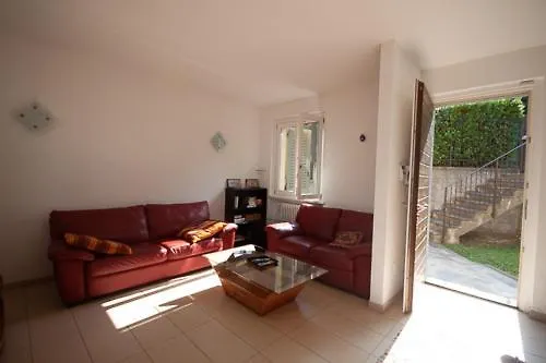 Villa Le Rose Sleeps 6 - Families Only Please Menaggio